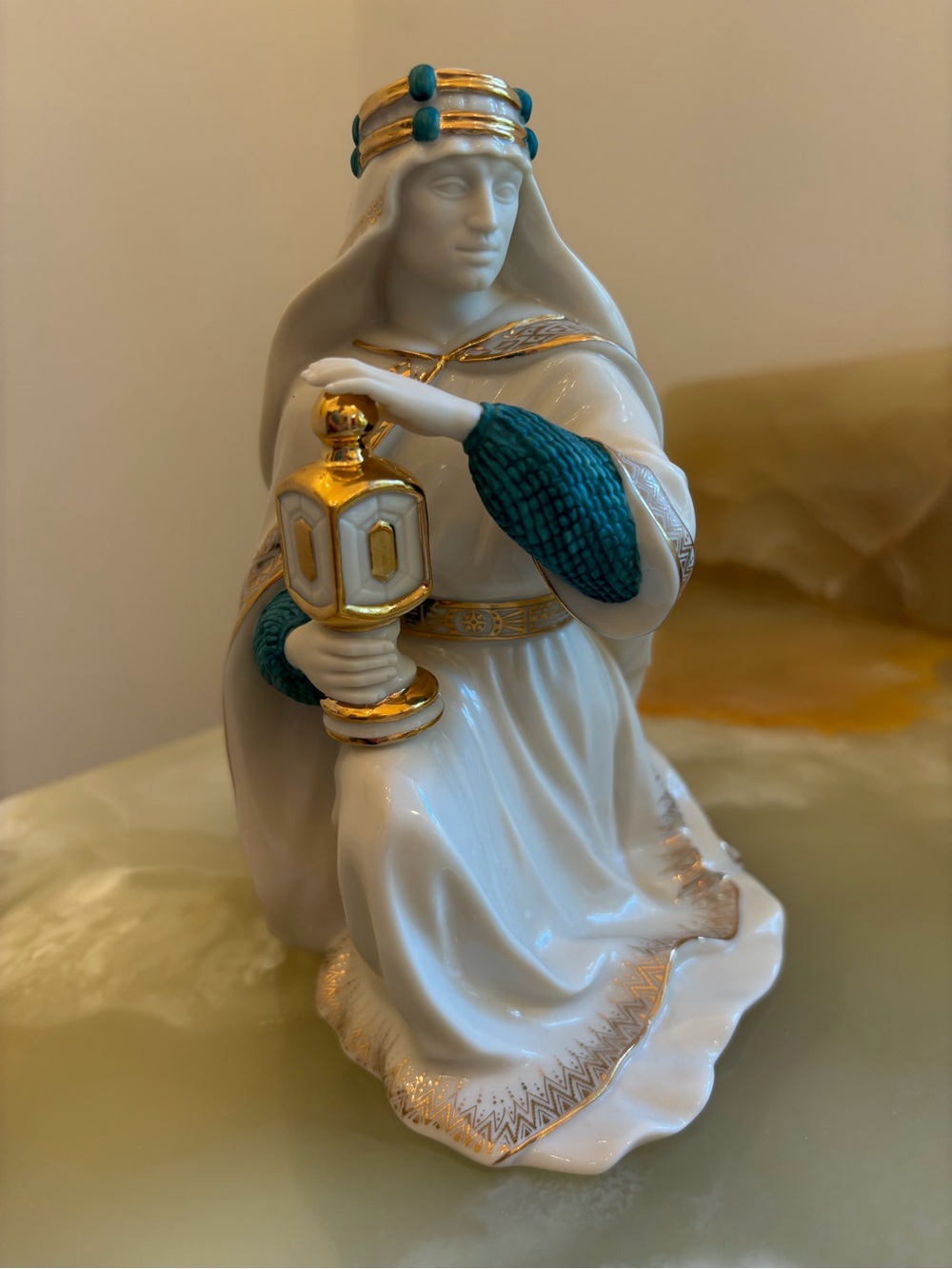 Lenox First Blessing Nativity – Melchior figurine
